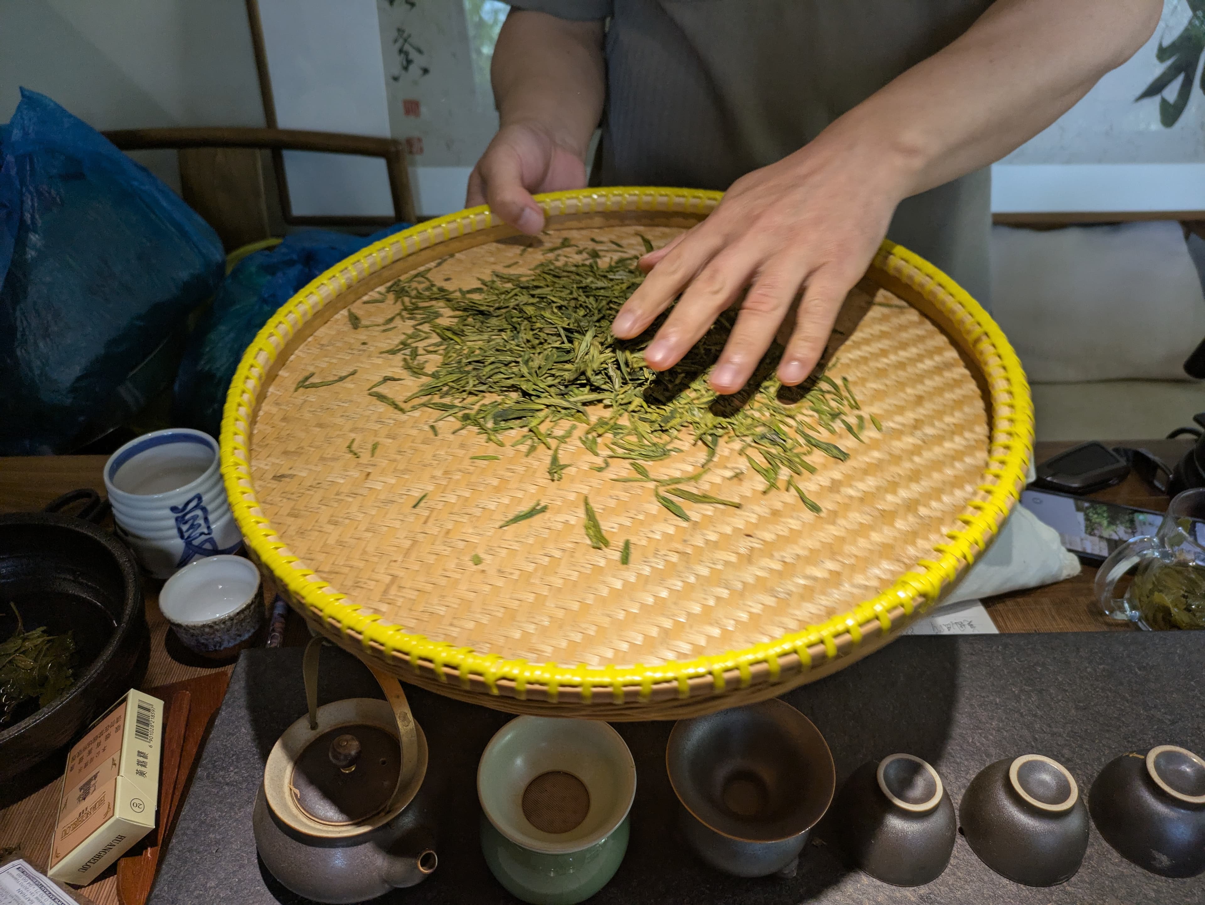 Early spring harvest in Hangzhou