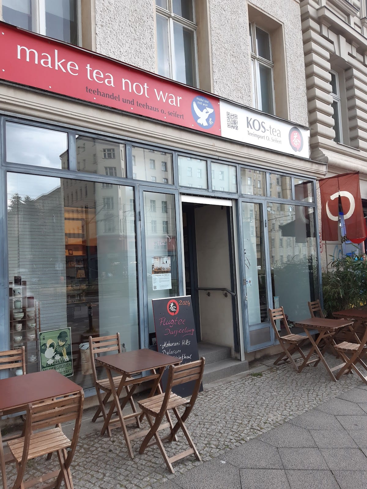 make tea not war, Berlin