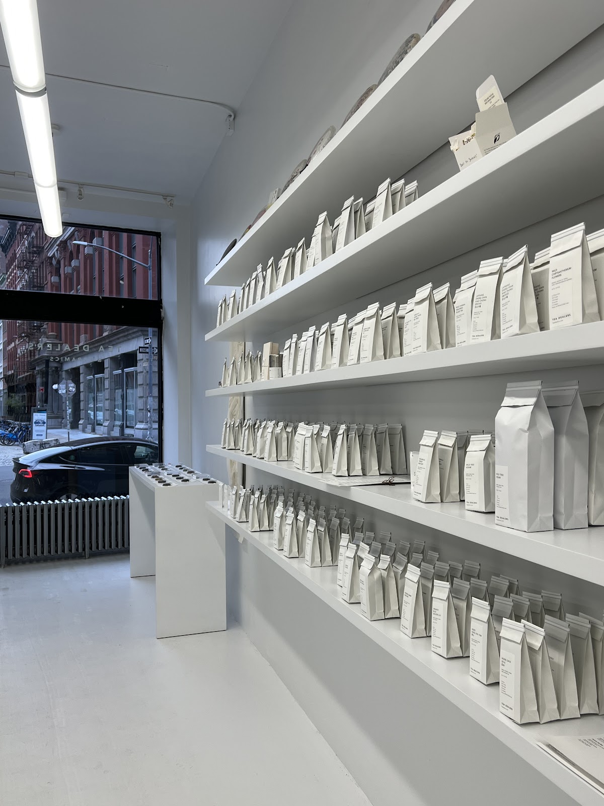 Tea Dealers & Ceramics, photo 2